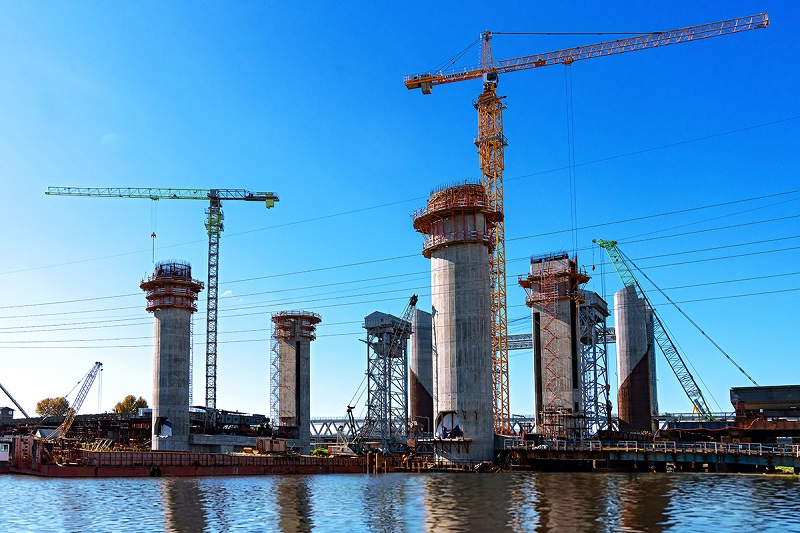 В Калининграде смонтировали противовесы подъёмного механизма автомобильного моста-дублёра В Калининграде смонтировали противовесы подъёмного механизма автомобильного моста-дублёра