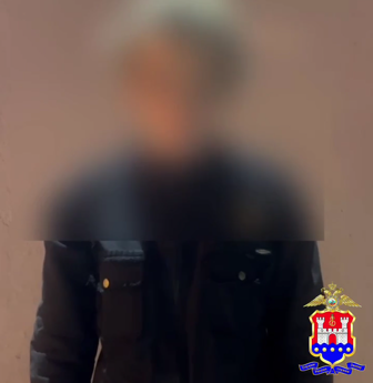 В Калининграде задержали 19-летнего парня, который был «курьером» у мошенников В Калининграде задержали 19-летнего парня, который был «курьером» у мошенников
