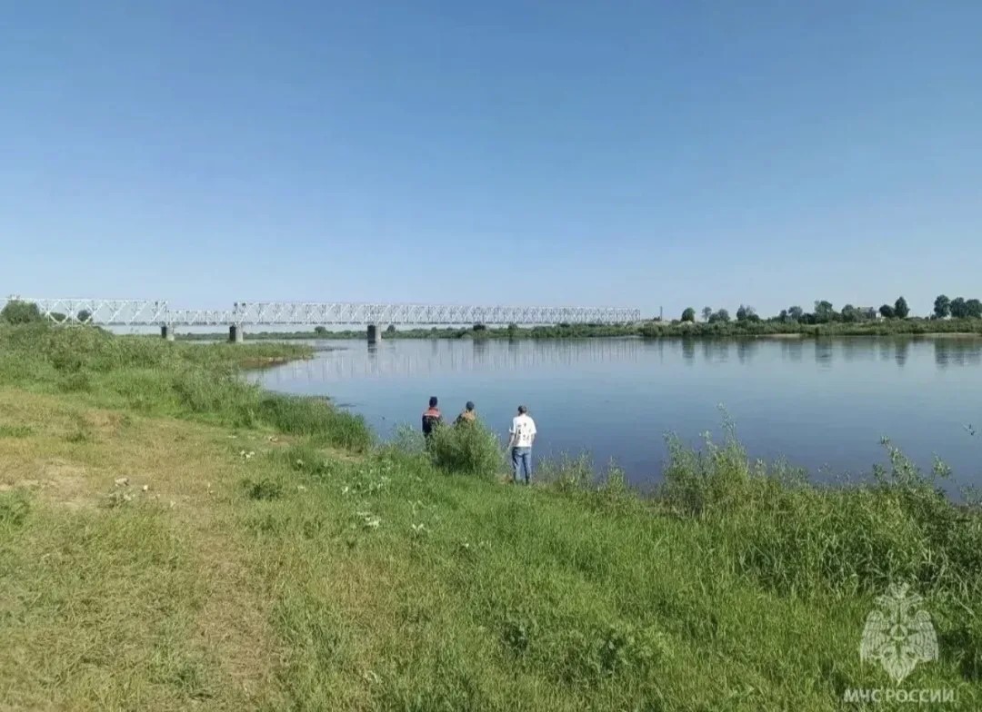 Сотрудники МЧС нашли мужчину, утонувшего в Советске Сотрудники МЧС нашли мужчину, утонувшего в Советске