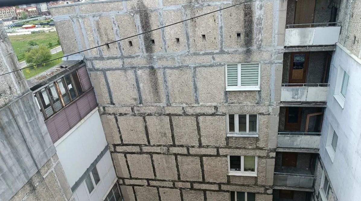 В «падающем доме» на Московском проспекте сработал пятый датчик В «падающем доме» на Московском проспекте сработал пятый датчик
