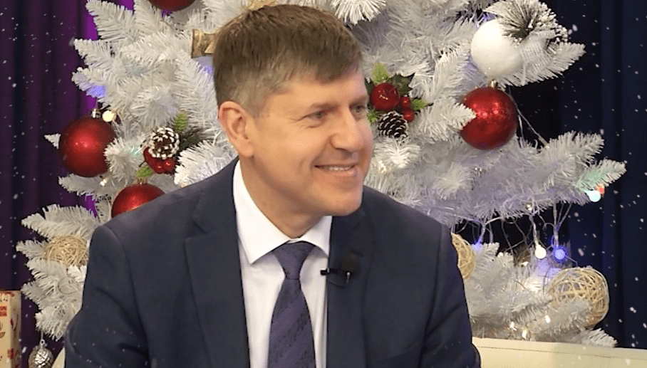 Доброты, мира и семейного тела: Андрей Кропоткин поздравил калининградцев с Новым годом