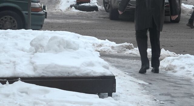 За неделю в травмпункт БСМП обратились 665 человек: треть травм — из-за гололёда За неделю в травмпункт БСМП обратились 665 человек: треть травм — из-за гололёда