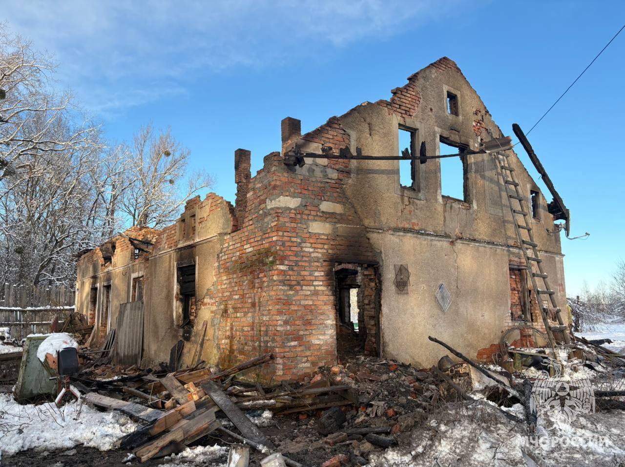 В Черняховском округе при пожаре в жилом доме погибла женщина В Черняховском округе при пожаре в жилом доме погибла женщина