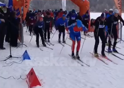 В Калининграде отметили День всех влюблённых лыжным забегом В Калининграде отметили День всех влюблённых лыжным забегом