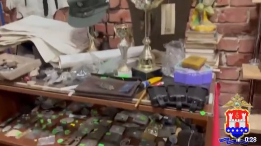 Мужчину из Гвардейского района оштрафовали за продажу товаров с нацистской символикой Мужчину из Гвардейского района оштрафовали за продажу товаров с нацистской символикой