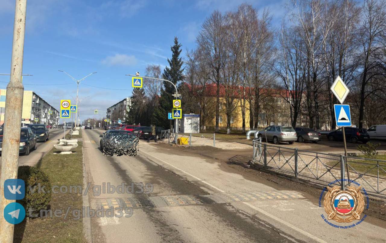 В Гусеве водитель «Ниссана» сбил 10-летнюю девочку на пешеходном переходе В Гусеве водитель «Ниссана» сбил 10-летнюю девочку на пешеходном переходе