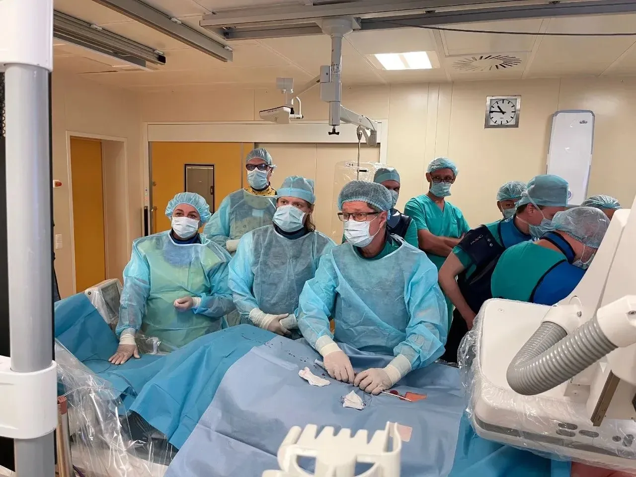 Без разреза грудной клетки: врачи кардиоцентра рассказали о новых методах проведения операций на сердце Без разреза грудной клетки: врачи кардиоцентра рассказали о новых методах проведения операций на сердце