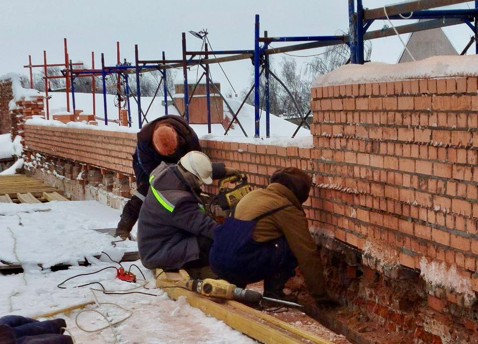 В центре Советска продолжается ремонт бывшего театра Королевы Луизы В центре Советска продолжается ремонт бывшего театра Королевы Луизы