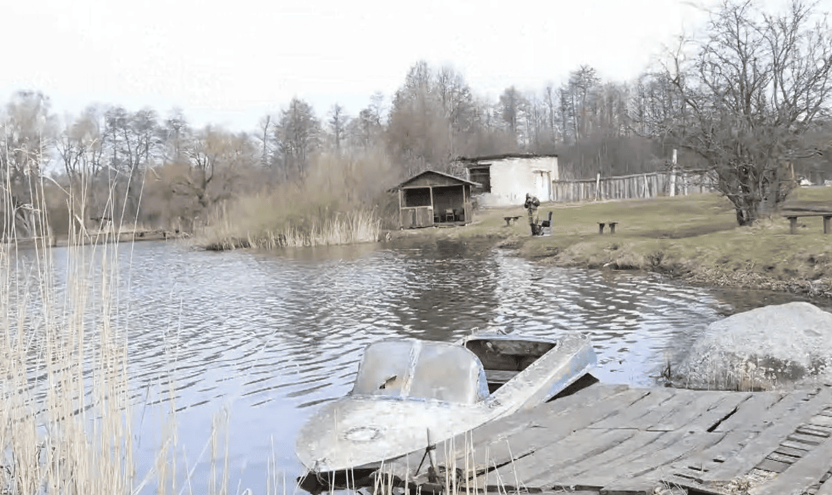 Снос незаконных строений на озере Карповское завершен Снос незаконных строений на озере Карповское завершен