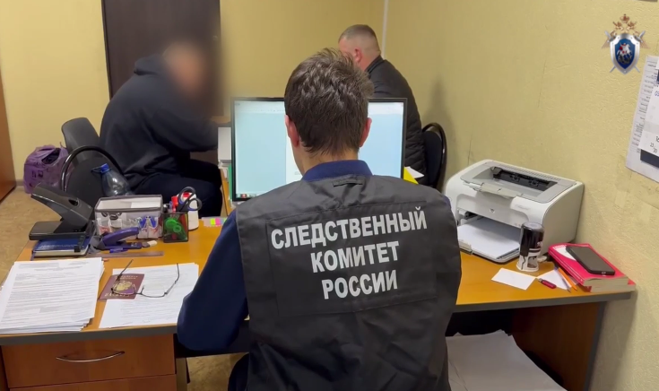 Ударил ножом и оставил на лестничной клетке: калининградца обвиняют в убийстве случайного собутыльника Ударил ножом и оставил на лестничной клетке: калининградца обвиняют в убийстве случайного собутыльника