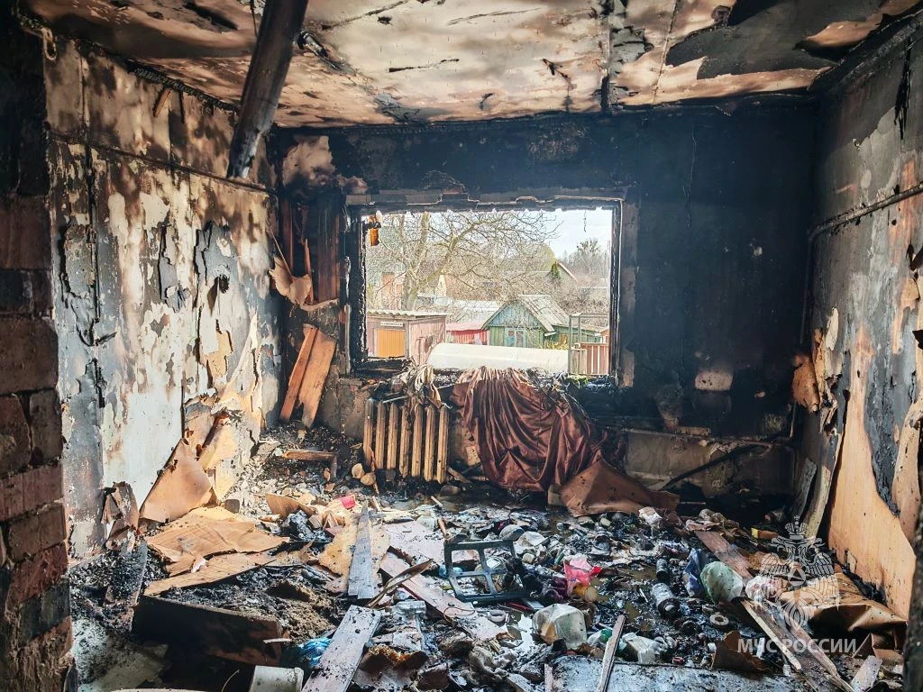 В Светлогорске потушили пожар в частном доме на Комсомольской В Светлогорске потушили пожар в частном доме на Комсомольской