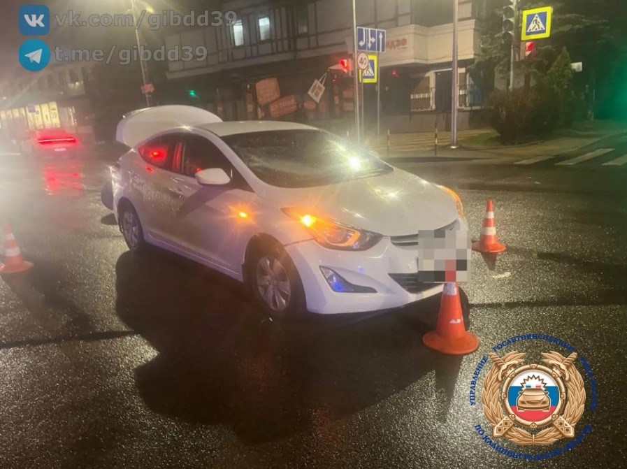 В Калининграде на улице Беланова автомобиль сбил мужчину В Калининграде на улице Беланова автомобиль сбил мужчину