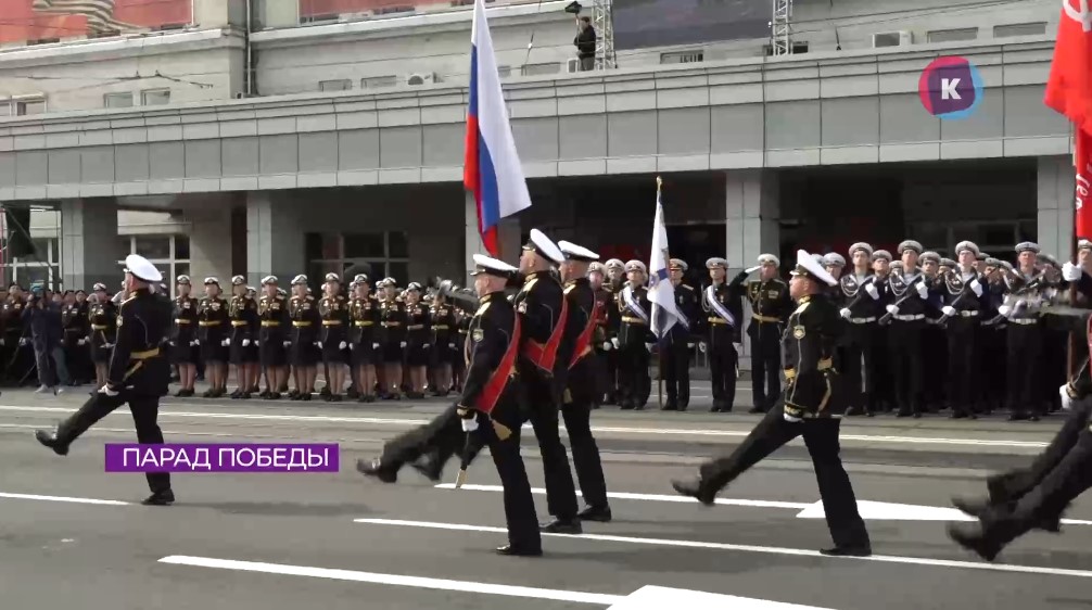 Пешие парадные расчеты и ретротехника: как прошел парад Победы в Калининграде Пешие парадные расчеты и ретротехника: как прошел парад Победы в Калининграде