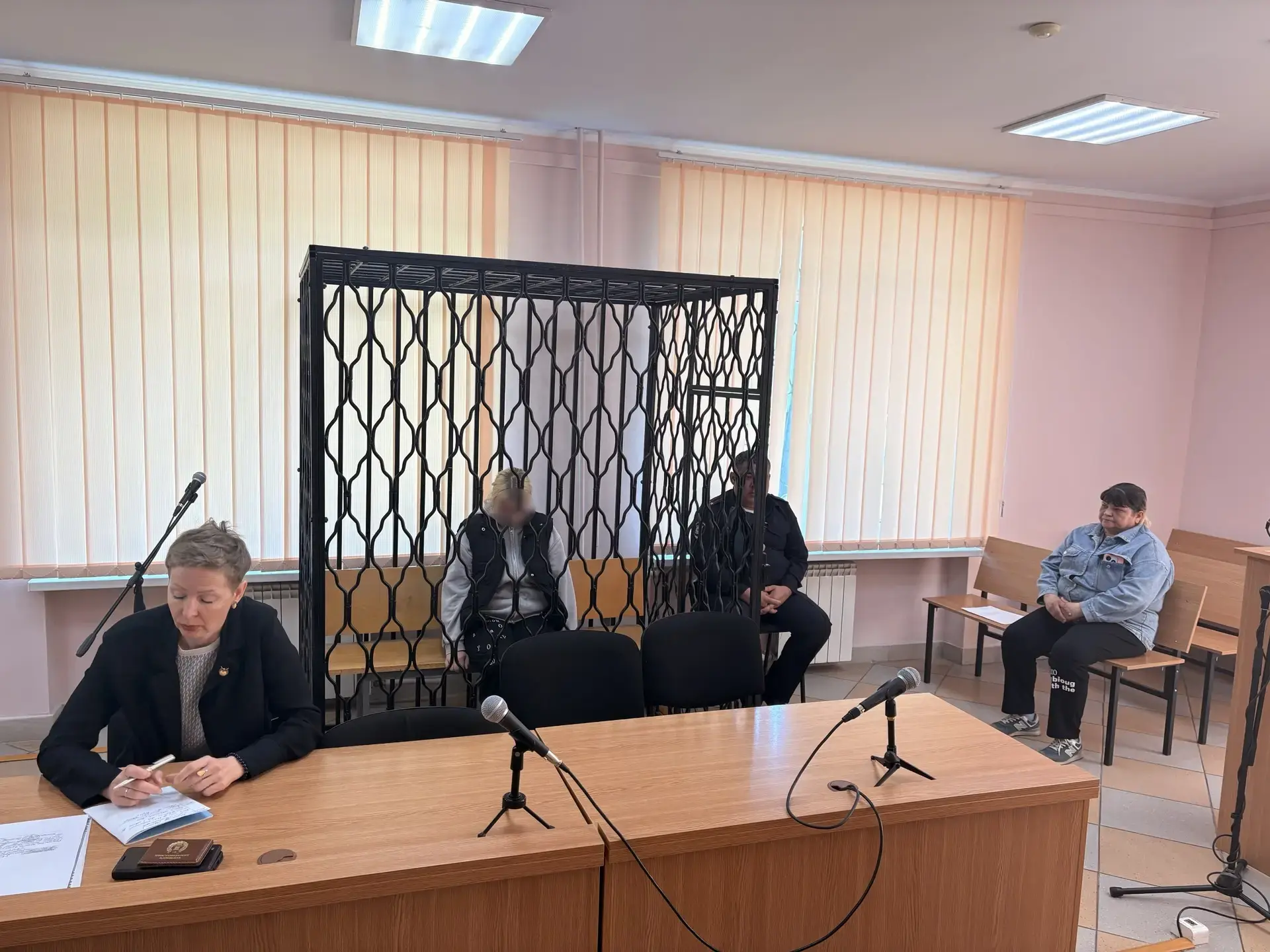 В Калининградской области арестовали 20-летнюю девушку по обвинению в убийстве отца В Калининградской области арестовали 20-летнюю девушку по обвинению в убийстве отца