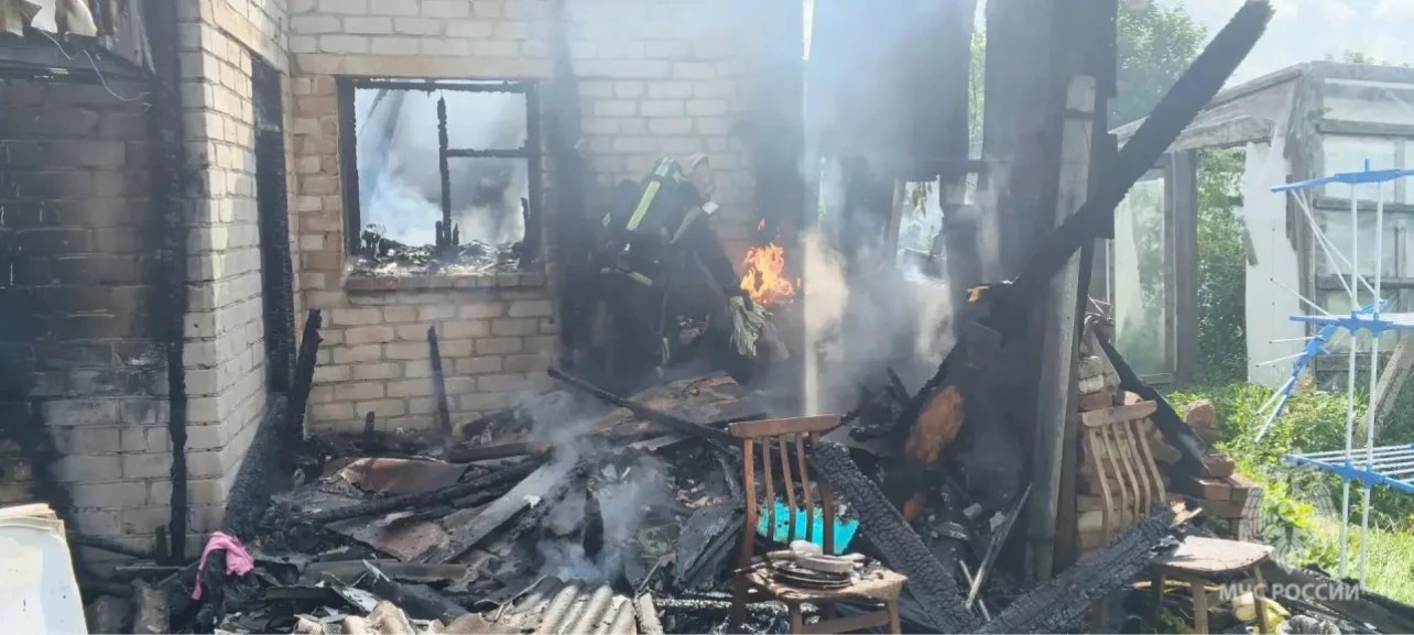 В Багратионовском районе во время пожара сгорела квартира В Багратионовском районе во время пожара сгорела квартира