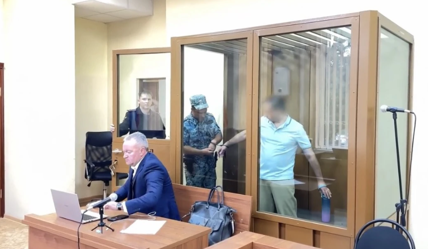 В Калининграде бывшего главврача одной из больниц взяли под стражу за сбыт наркотиков В Калининграде бывшего главврача одной из больниц взяли под стражу за сбыт наркотиков