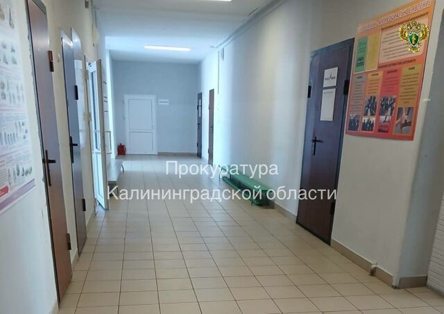 В Краснознаменске школа заплатит 100 тысяч рублей получившему перелом мальчику В Краснознаменске школа заплатит 100 тысяч рублей получившему перелом мальчику