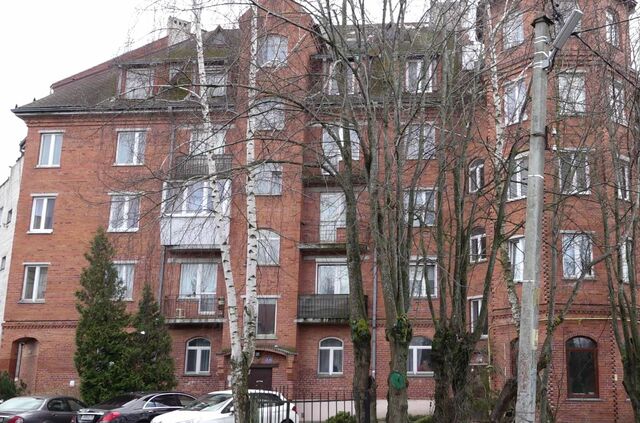 В Зеленоградске обрушается крыша «элитного» дома В Зеленоградске обрушается крыша «элитного» дома