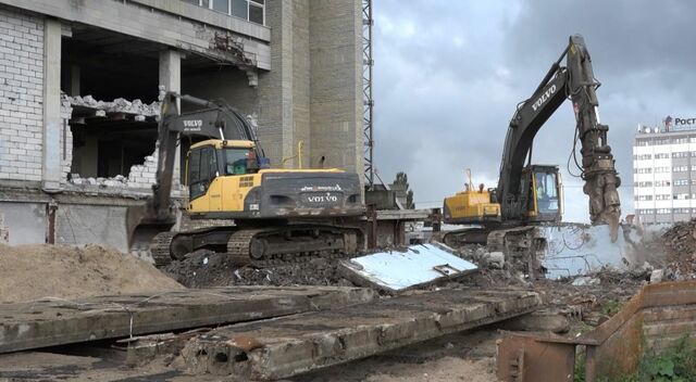 Корпорация развития объявила для подрядчиков аукцион на второй этап демонтажа Дома Советов Корпорация развития объявила для подрядчиков аукцион на второй этап демонтажа Дома Советов