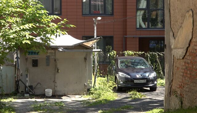 В Калининграде развернулась борьба между старожилами и новосёлами В Калининграде развернулась борьба между старожилами и новосёлами