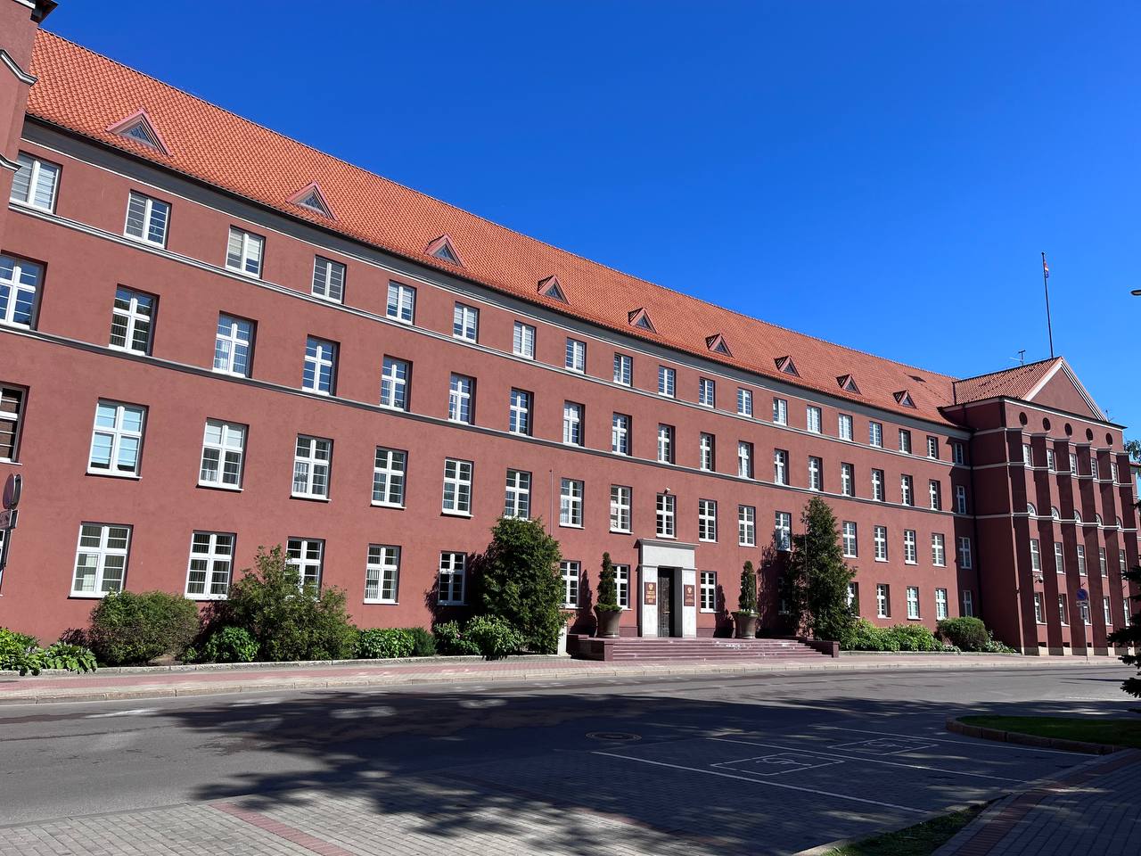 Калининград на федеральном уровне: губернатор представил ключевые инициативы в Совете Федерации Калининград на федеральном уровне: губернатор представил ключевые инициативы в Совете Федерации